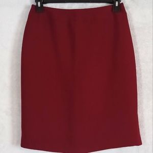 Worthington Women's Petite Size 10 Pencil Skirt, Burgundy, Medium Side Slit.